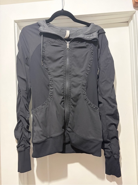lululemon athletica Jackets & Blazers - lululemon athletica Black Dance Studio Jacket